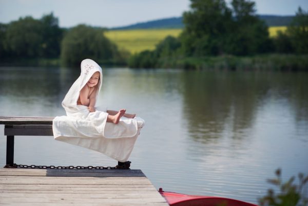 Organic Cotton Hooded Terry Bath Towel  35.4  x 35.4  - White Stars Online Hot Sale